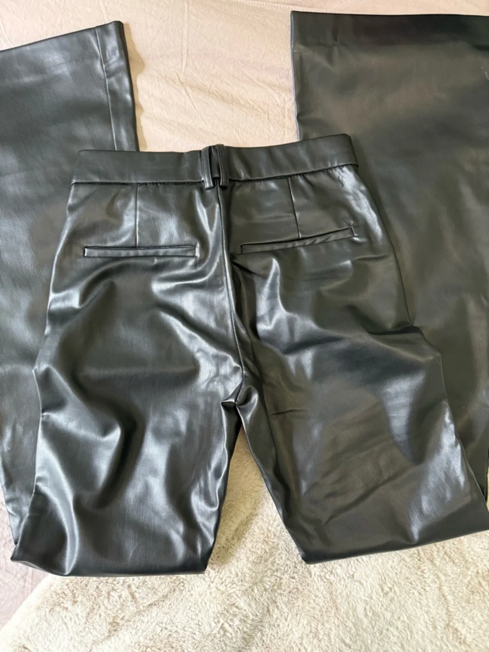 Zara Black Faux Leather Pants - Picture 2 of 5